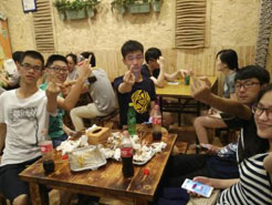 鱼峰烧烤加盟,学烧烤技术,开烧烤店多少钱疯狂烤翅加盟